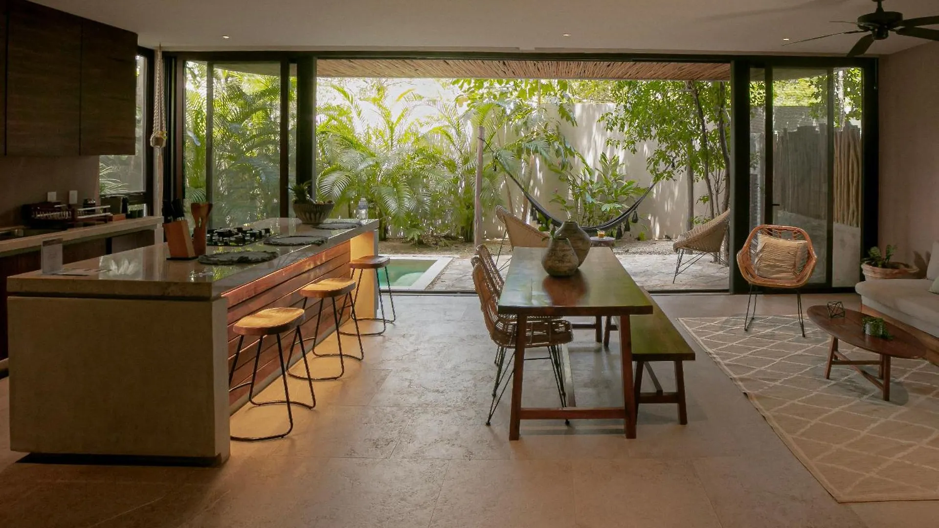 Zereno Tulum Beach Club Access Hotel