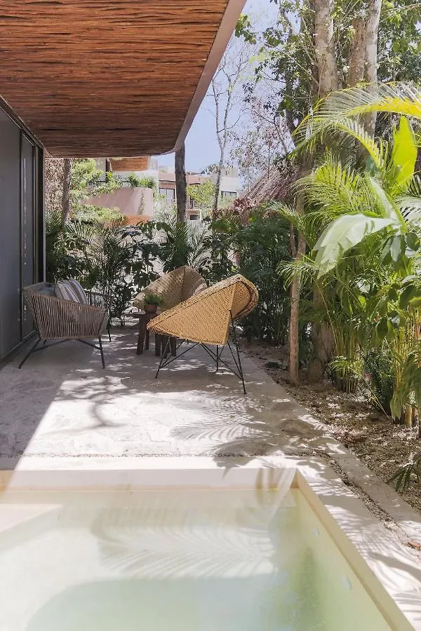 **** Hotel Zereno Tulum Beach Club Access Mexico