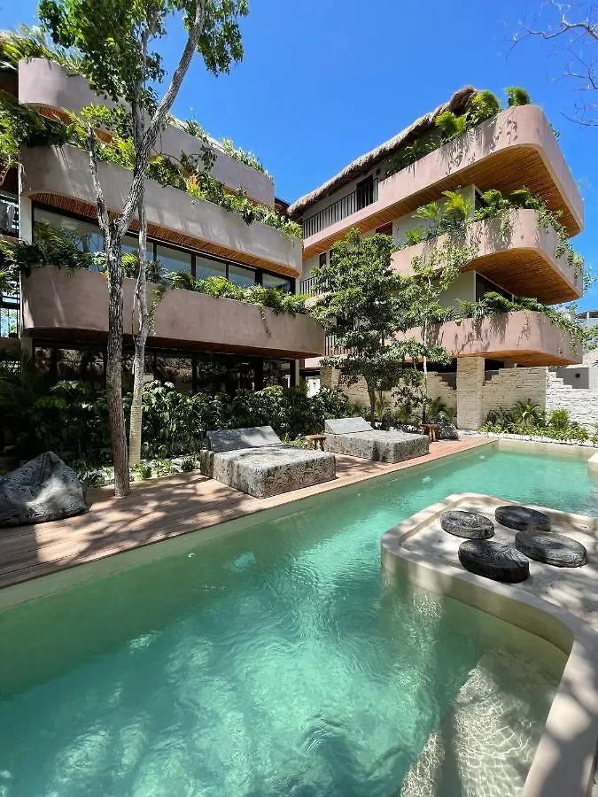 Zereno Tulum Beach Club Access Hotel