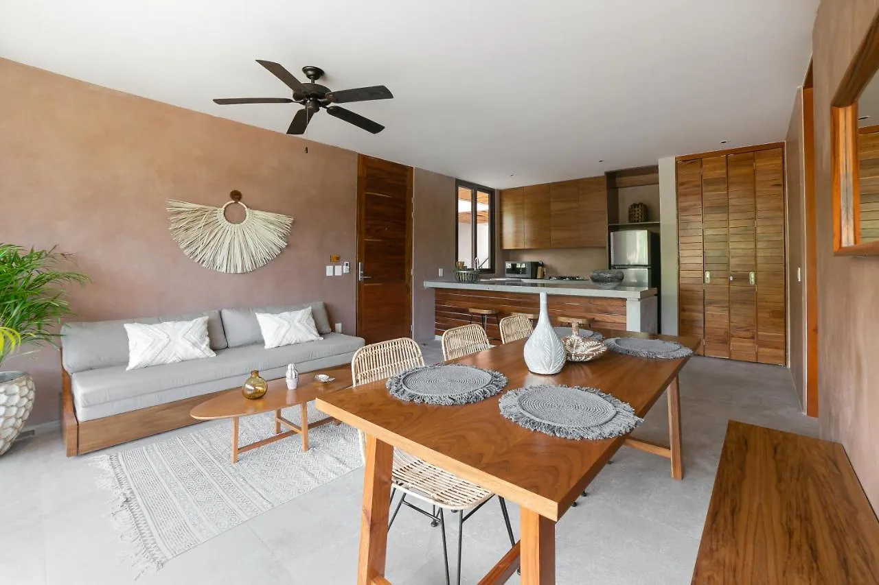 Zereno Tulum Beach Club Access 4*,