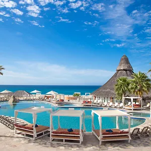 https://sandos-finisterra-los-cabos-all-inclusive-resort.cabosanlucashotelsmexico.com